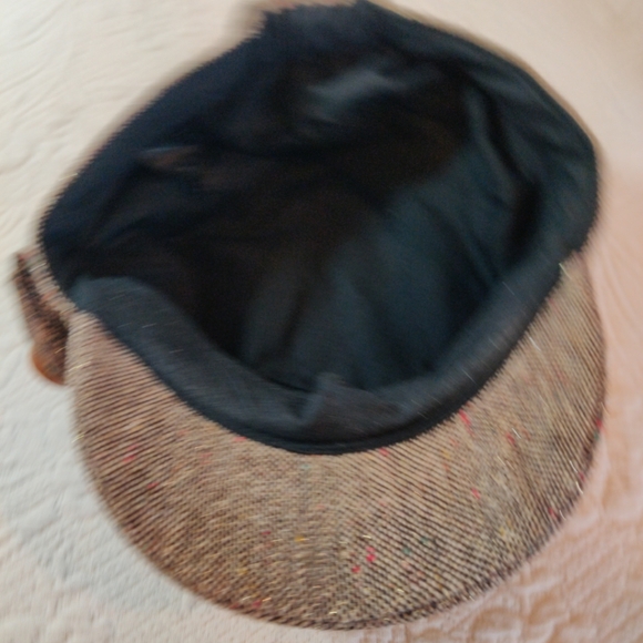 D & Y Newsboy With Bow Accent Knit Tweed Cap 1975 One Size Fits All Hat - Picture 7 of 8